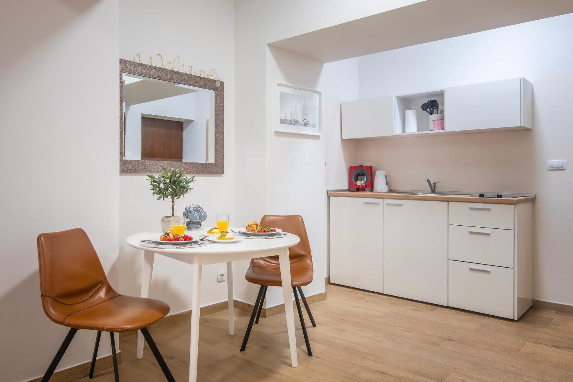 D&A City Center Apartments With Free Parking 풀라 외부 사진
