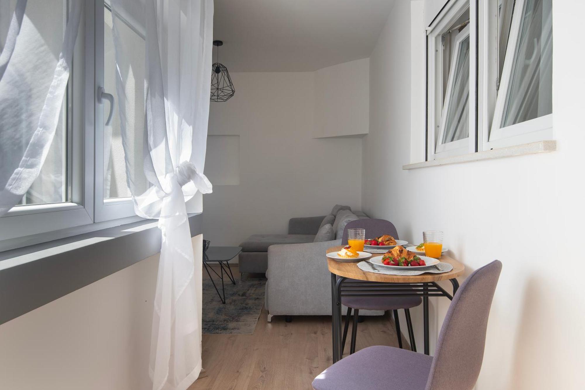 D&A City Center Apartments With Free Parking 풀라 외부 사진