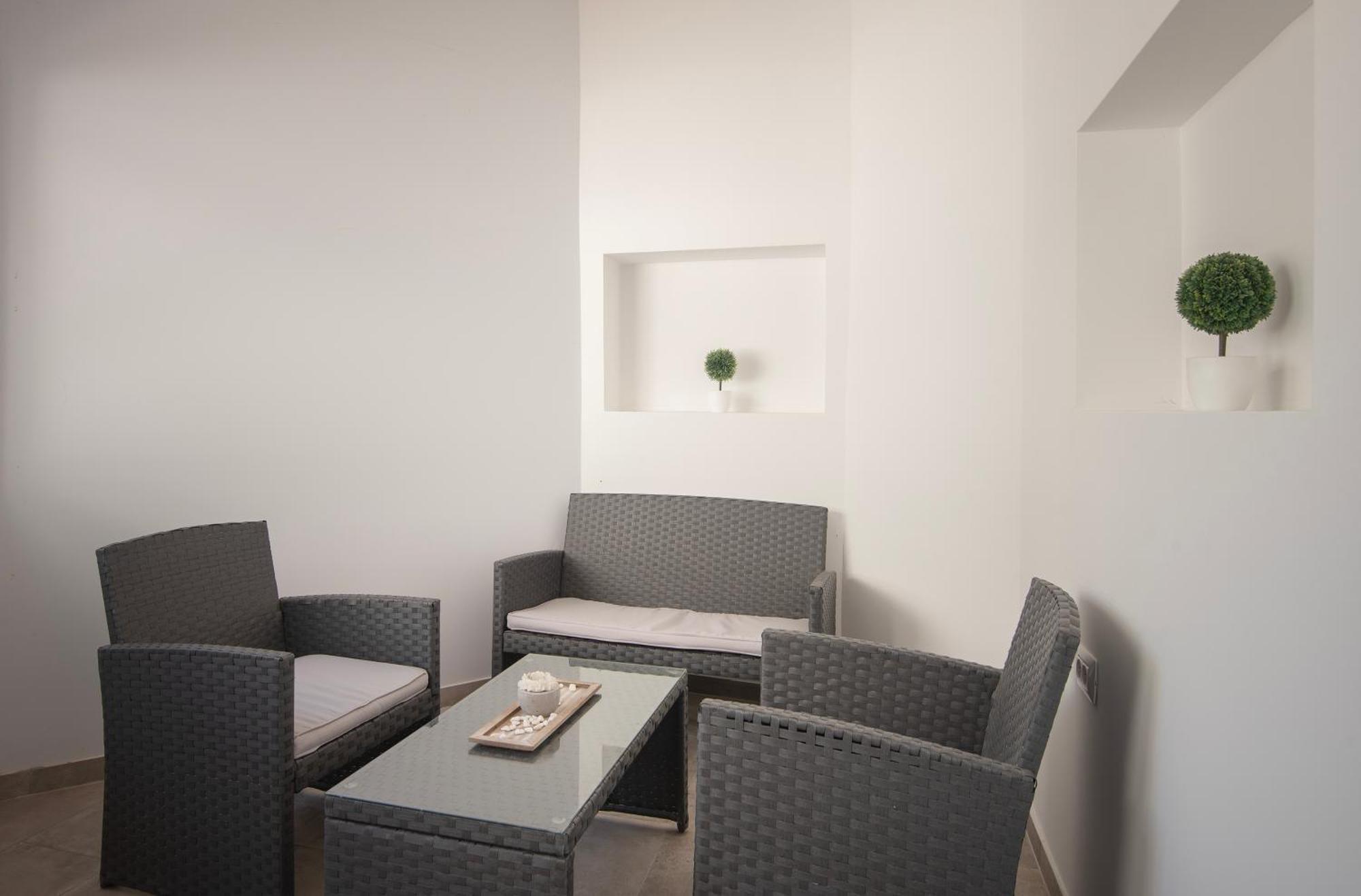 D&A City Center Apartments With Free Parking 풀라 외부 사진