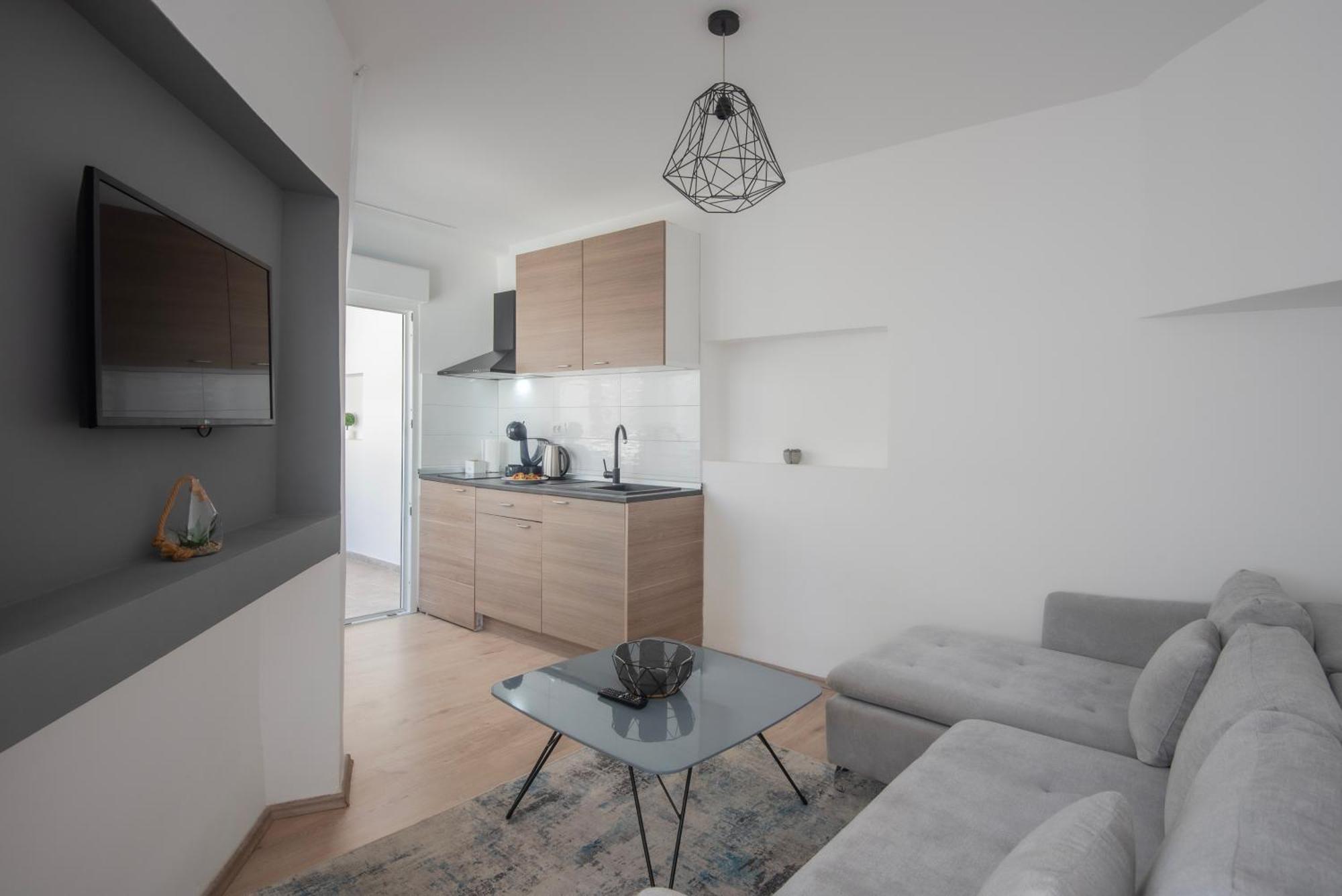 D&A City Center Apartments With Free Parking 풀라 외부 사진