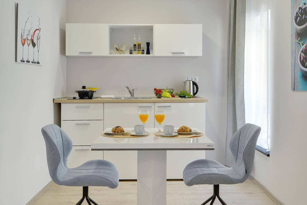 D&A City Center Apartments With Free Parking 풀라 외부 사진