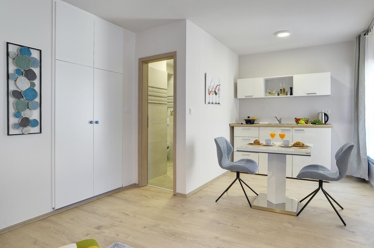D&A City Center Apartments With Free Parking 풀라 외부 사진
