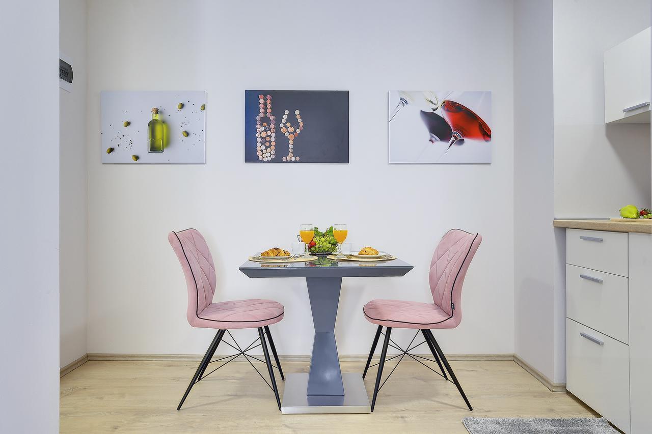 D&A City Center Apartments With Free Parking 풀라 외부 사진