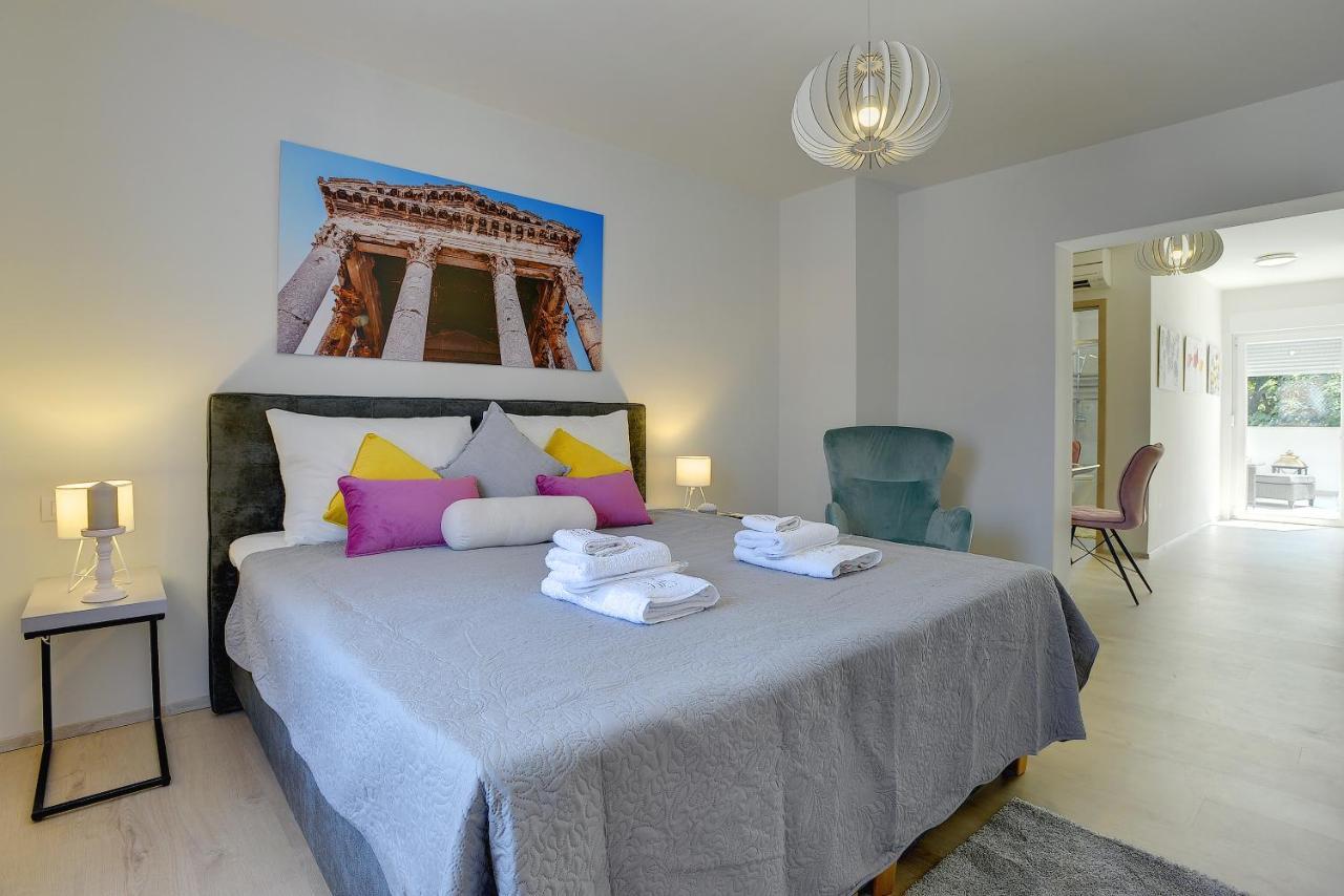 D&A City Center Apartments With Free Parking 풀라 외부 사진