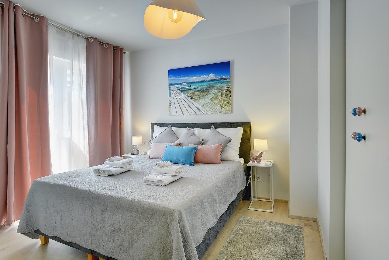 D&A City Center Apartments With Free Parking 풀라 외부 사진