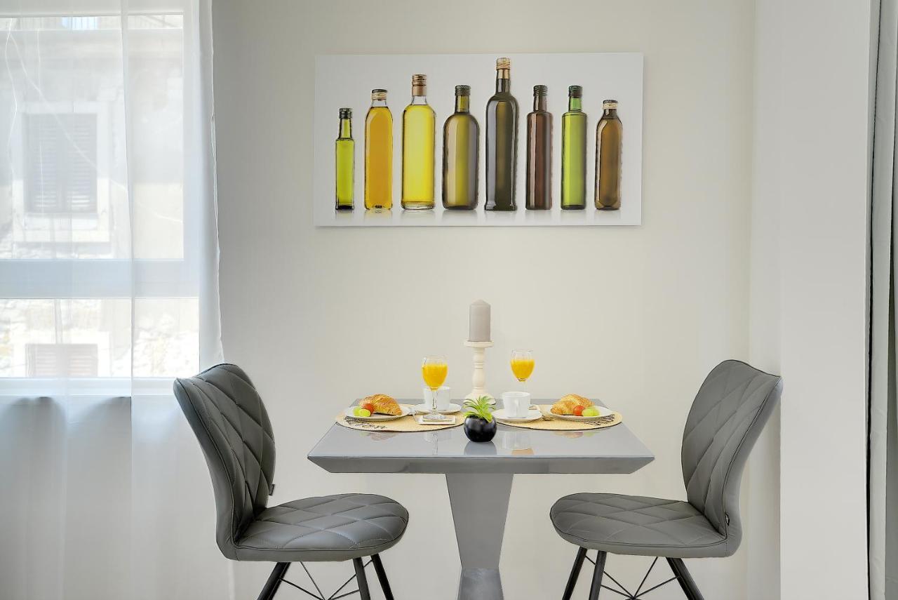 D&A City Center Apartments With Free Parking 풀라 외부 사진